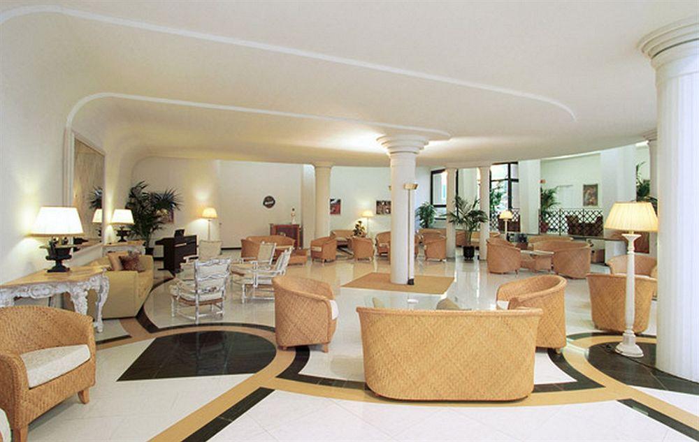 Hotel Biondi Монтекатини Терме Екстериор снимка
