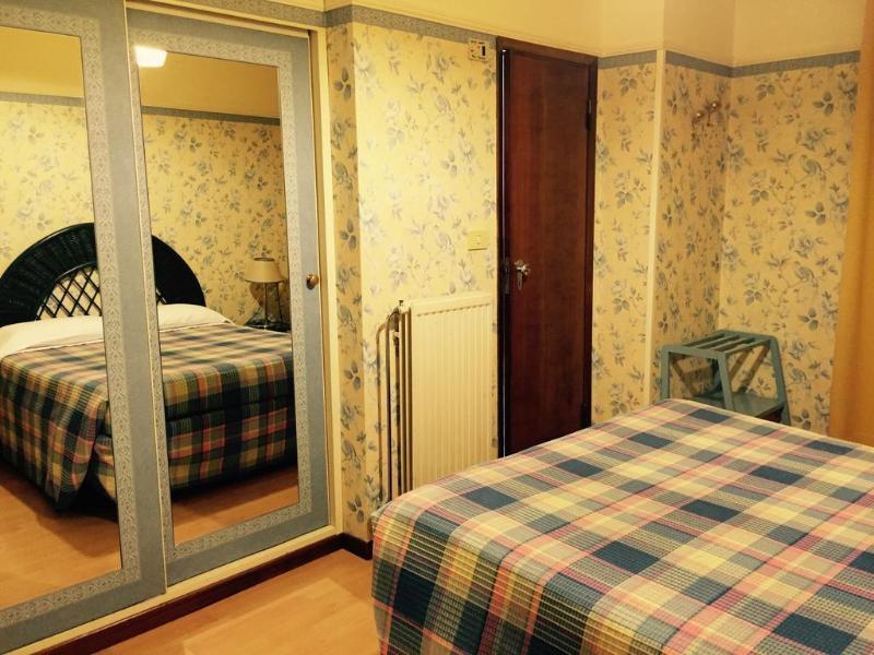Hotel Biondi Монтекатини Терме Екстериор снимка